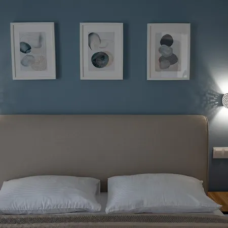 فيلة Lithos Brand New 2025